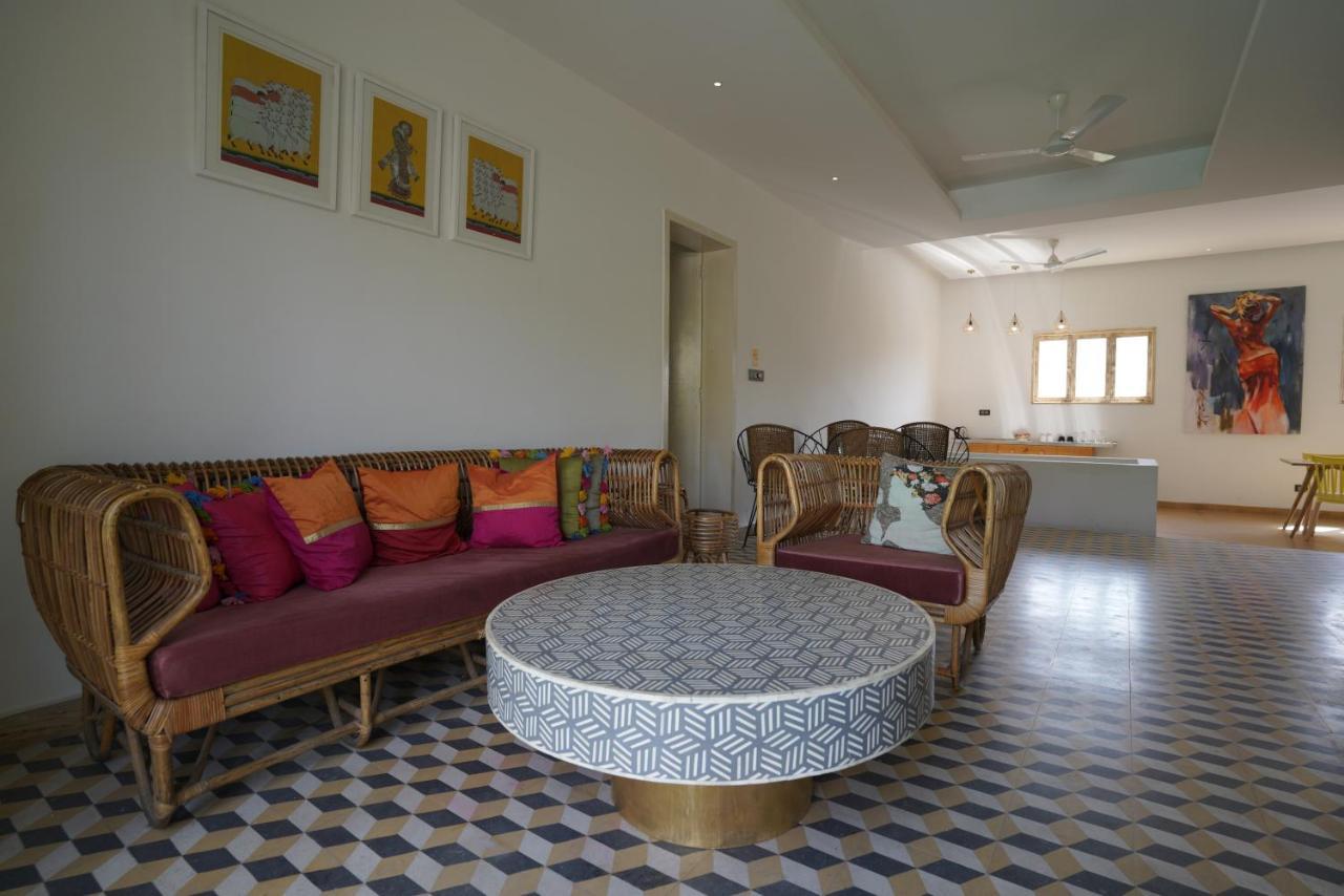 Parijat Private Pool Villa 1, 2 And 3 Bhk Udaipur Exterior foto