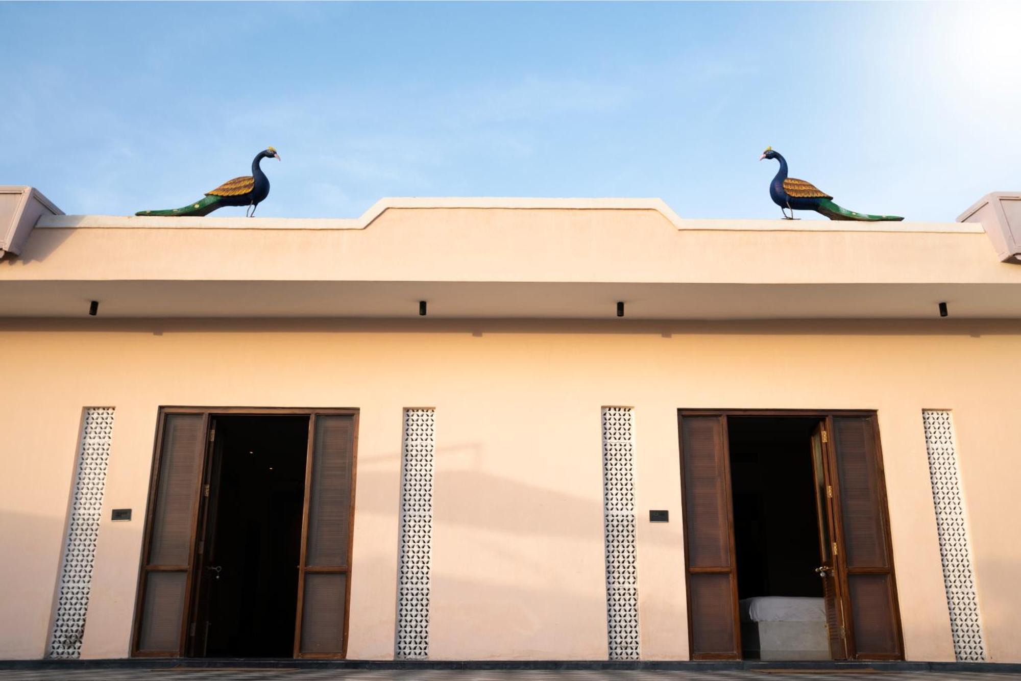 Parijat Private Pool Villa 1, 2 And 3 Bhk Udaipur Exterior foto